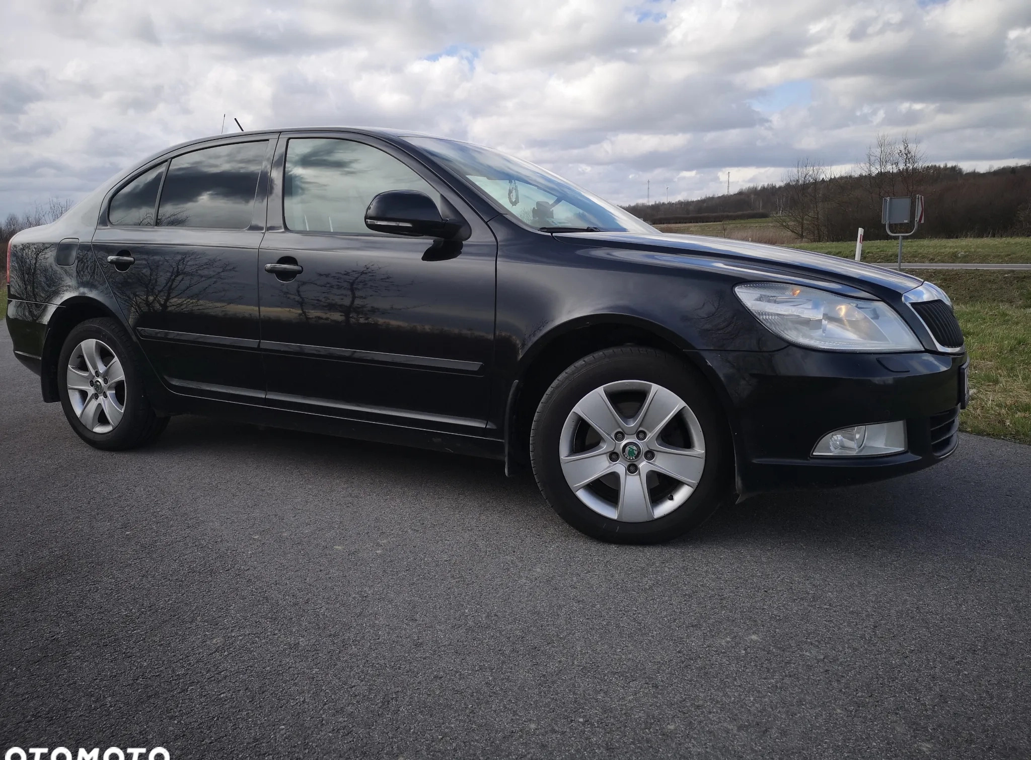 Skoda Octavia cena 25500 przebieg: 370000, rok produkcji 2011 z Biłgoraj małe 29